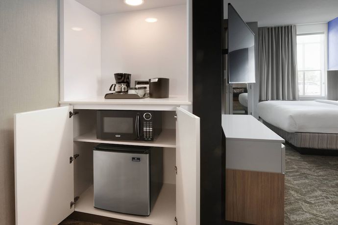 Imagen de la habitación del Hotel Springhill Suites By Marriott Dallas Dfw Airport South/centreport. Foto 11