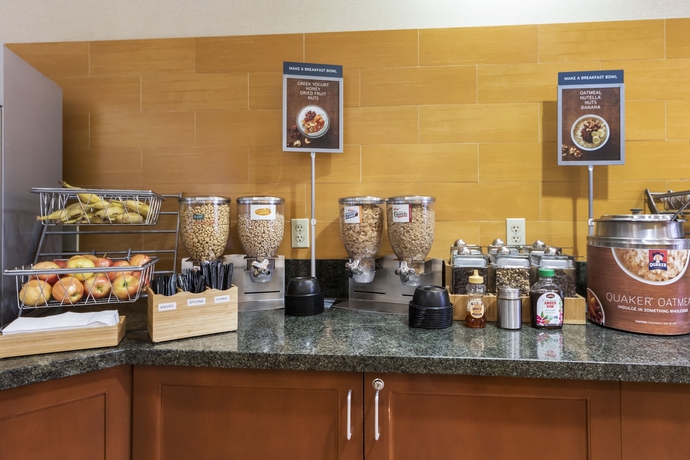 Imagen del bar/restaurante del Hotel Springhill Suites By Marriott Dallas Nw Hwy/i35e. Foto 9