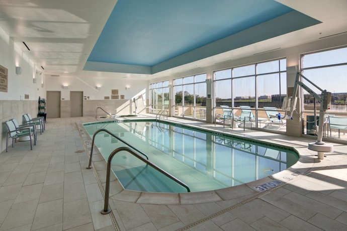 Imagen de la piscina del Hotel Springhill Suites By Marriott Dallas Plano/frisco. Foto 19