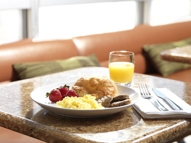 Imagen de los interiores del Hotel Springhill Suites By Marriott - Danbury. Foto 14