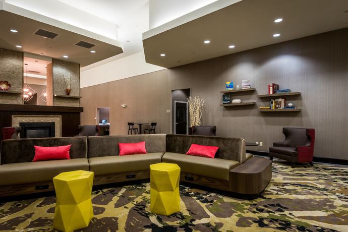 Imagen de los interiores del Hotel Springhill Suites By Marriott Denton. Foto 8