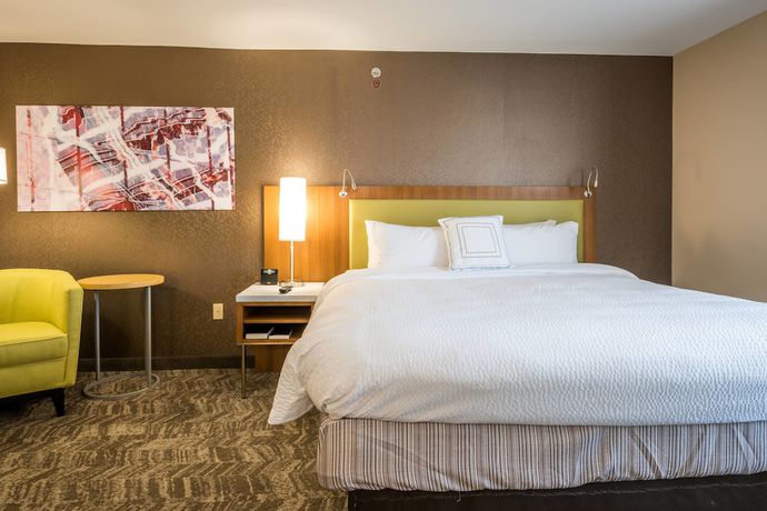 Imagen de la habitación del Hotel Springhill Suites By Marriott Denton. Foto 3