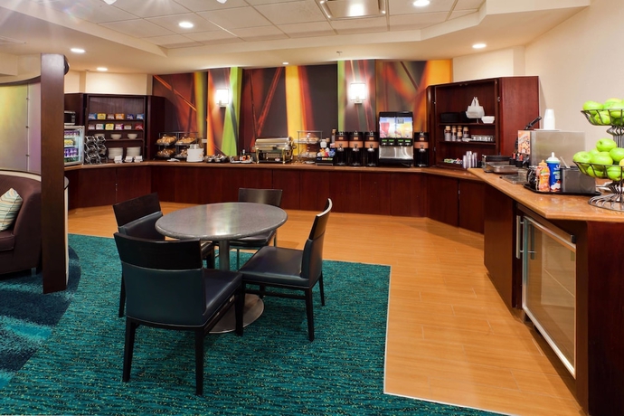 Imagen del bar/restaurante del Hotel Springhill Suites By Marriott Denver Westminster. Foto 7