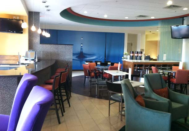 Imagen del bar/restaurante del Hotel Springhill Suites By Marriott Durham Chapel Hill. Foto 5