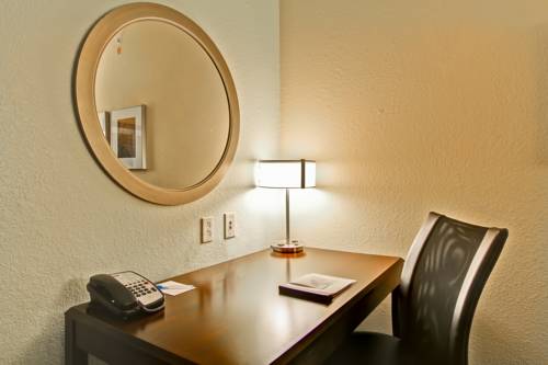 Imagen de la habitación del Hotel Springhill Suites By Marriott Erie. Foto 15