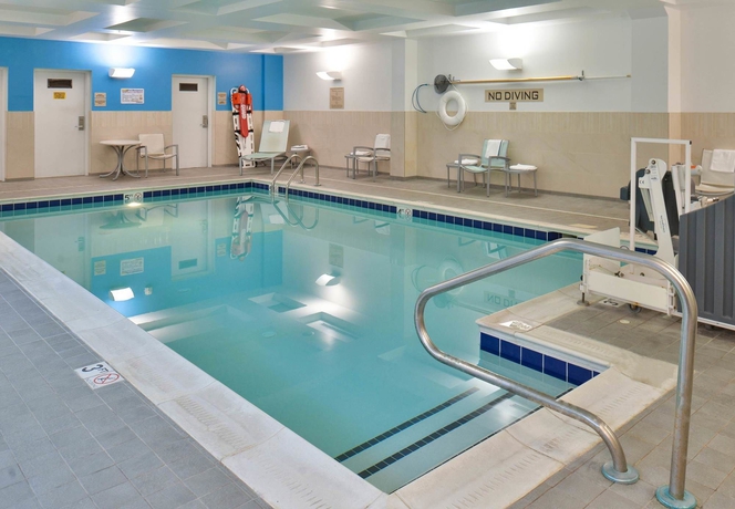 Imagen de los interiores del Hotel Springhill Suites By Marriott Fairfax Fair Oaks. Foto 13