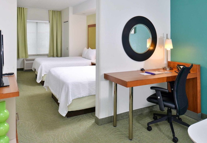 Imagen de la habitación del Hotel Springhill Suites By Marriott Fairfax Fair Oaks. Foto 2
