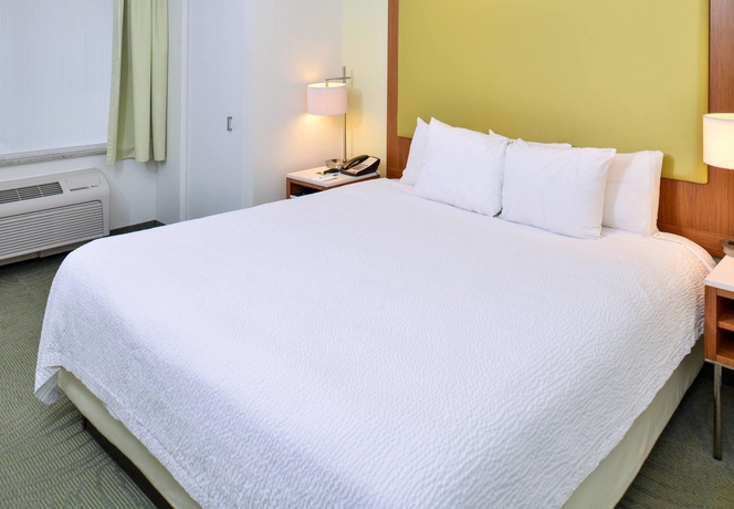 Imagen de la habitación del Hotel Springhill Suites By Marriott Fairfax Fair Oaks. Foto 4