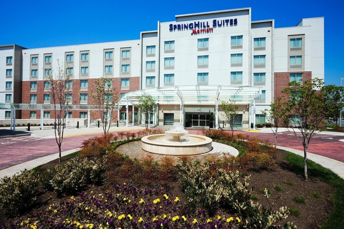 Imagen de los exteriores del Hotel Springhill Suites By Marriott Fairfax Fair Oaks. Foto 12