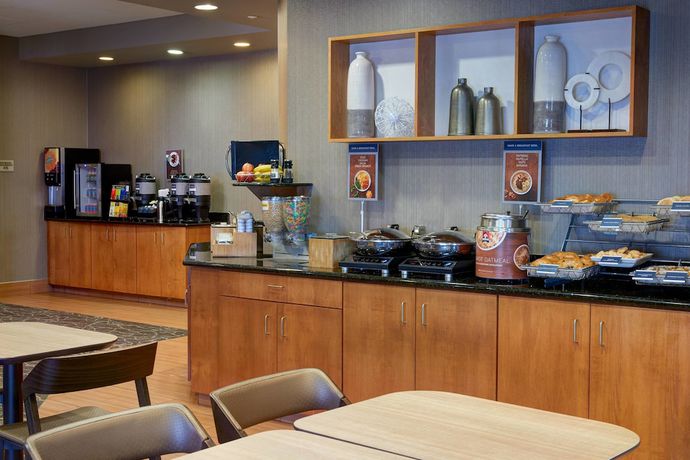 Imagen del bar/restaurante del Hotel Springhill Suites By Marriott Frankenmuth. Foto 4