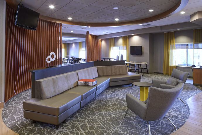 Imagen de los interiores del Hotel Springhill Suites By Marriott Frankenmuth. Foto 17