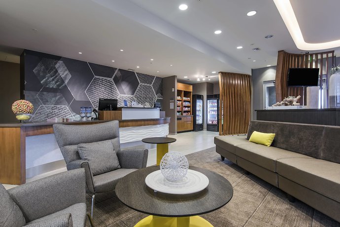 Imagen de los interiores del Hotel Springhill Suites By Marriott Gallup. Foto 12
