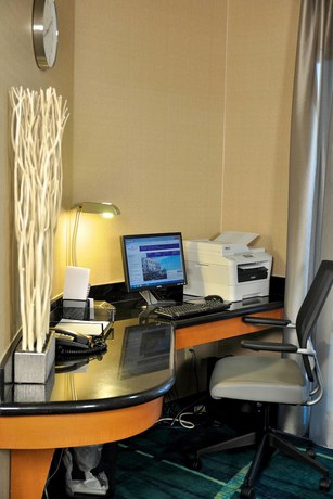 Imagen de los interiores del Hotel Springhill Suites By Marriott Galveston Island. Foto 9