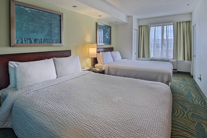 Imagen de la habitación del Hotel Springhill Suites By Marriott Greensboro. Foto 10