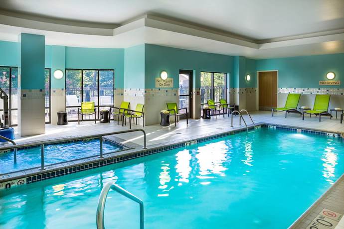 Imagen de la piscina del Hotel Springhill Suites By Marriott Hampton Coliseum. Foto 20