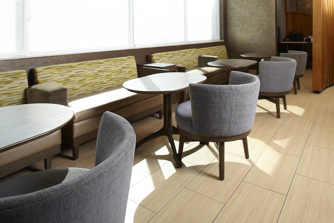 Imagen del bar/restaurante del Hotel Springhill Suites By Marriott Houston Intercontinental Arprt. Foto 5