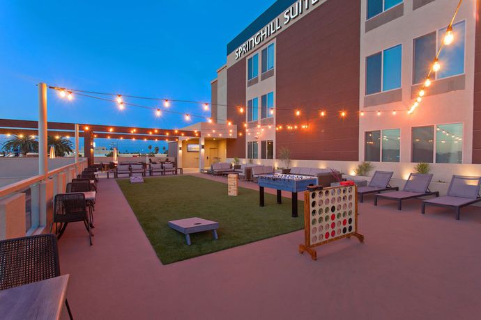 Imagen general del Hotel Springhill Suites By Marriott Huntington Beach Ora. Foto 2