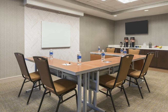 Imagen de los interiores del Hotel Springhill Suites By Marriott Indianapolis Carmel. Foto 14