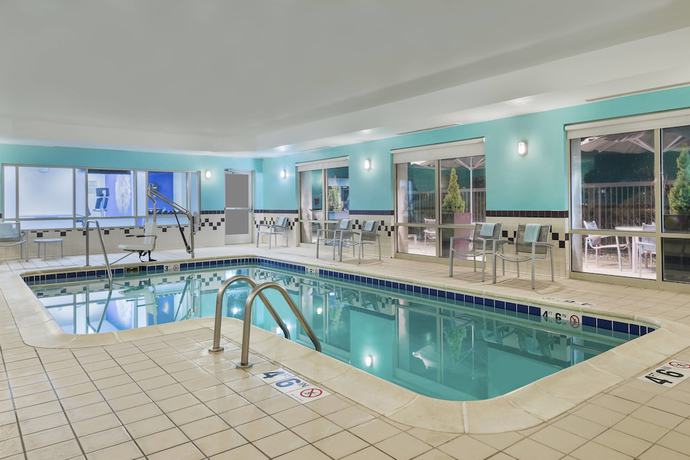 Imagen del bar/restaurante del Hotel Springhill Suites By Marriott Indianapolis Carmel. Foto 7