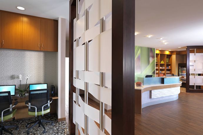 Imagen de los interiores del Hotel Springhill Suites By Marriott Jackson. Foto 13