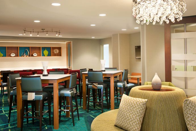 Imagen de los interiores del Hotel Springhill Suites By Marriott Jacksonville. Foto 15