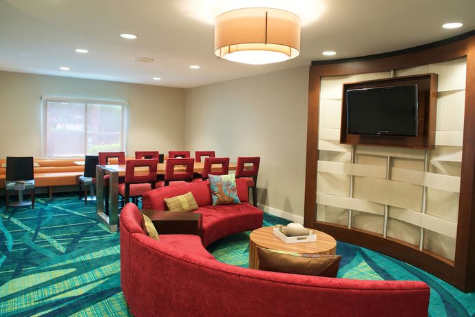 Imagen de los interiores del Hotel Springhill Suites By Marriott Jacksonville. Foto 17