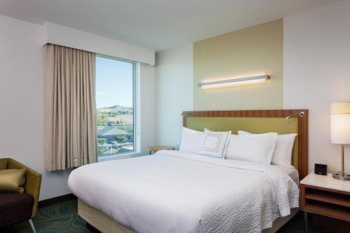 Imagen de la habitación del Hotel Springhill Suites By Marriott Kennewick Tri-cities. Foto 17