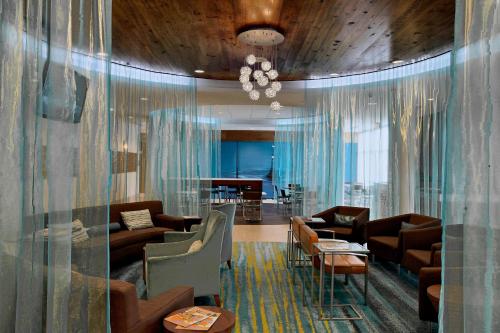Imagen general del Hotel Springhill Suites By Marriott Lake Charles. Foto 3