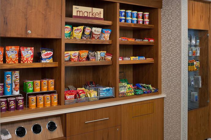 Imagen de los interiores del Hotel Springhill Suites By Marriott Lansing. Foto 9
