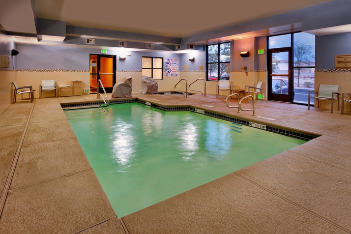 Imagen de la piscina del Hotel Springhill Suites By Marriott Las Vegas Henderson. Foto 19