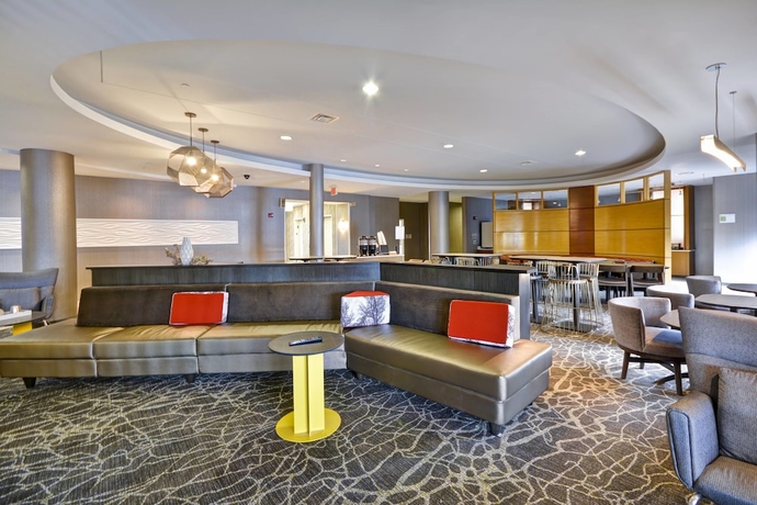 Imagen de los interiores del Hotel Springhill Suites By Marriott Lexington Near The University Of Kentucky. Foto 16