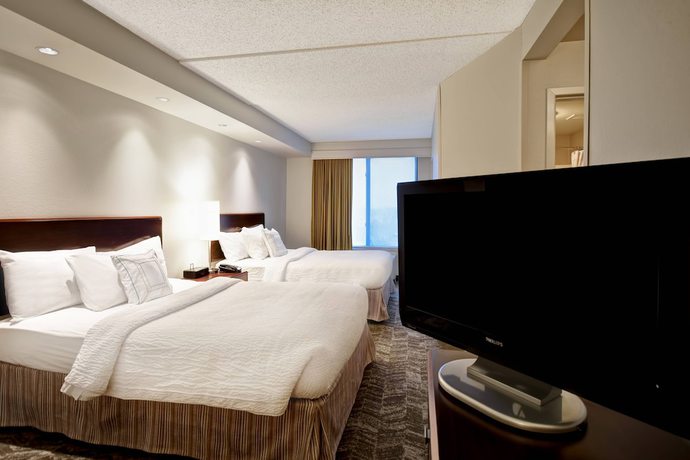 Imagen de la habitación del Hotel Springhill Suites By Marriott Louisville Airport. Foto 4