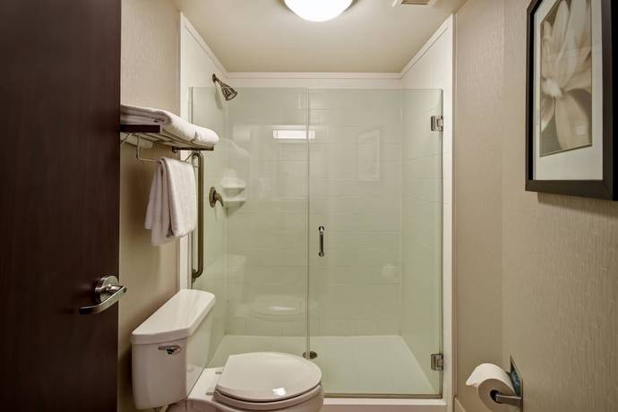 Imagen de la habitación del Hotel Springhill Suites By Marriott Louisville Airport. Foto 11