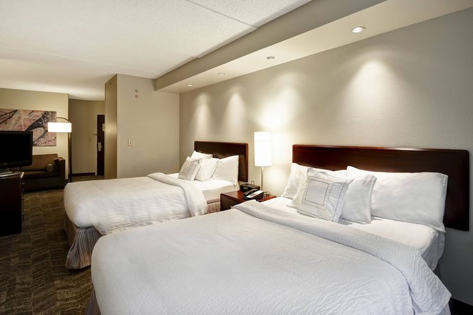 Imagen de la habitación del Hotel Springhill Suites By Marriott Louisville Airport. Foto 13