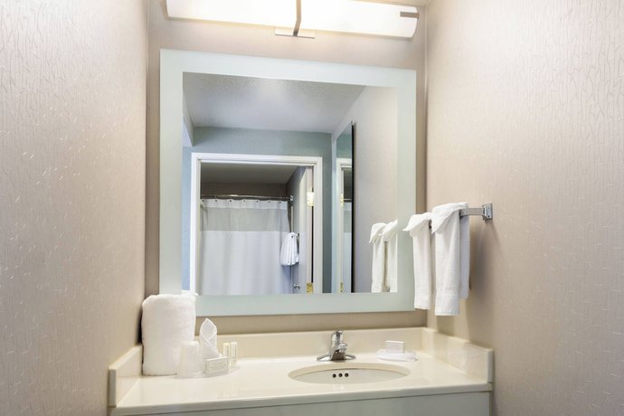 Imagen de la habitación del Hotel Springhill Suites By Marriott Louisville Hurstbourne North. Foto 11