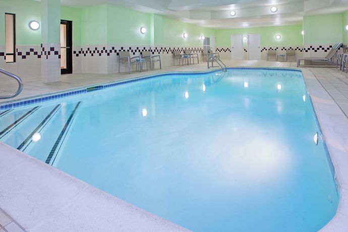 Imagen de la piscina del Hotel Springhill Suites By Marriott Louisville Hurstbourne North. Foto 18
