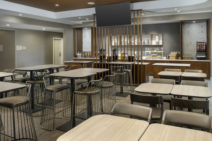 Imagen de los interiores del Hotel Springhill Suites By Marriott Loveland Fort Collins/windsor. Foto 17