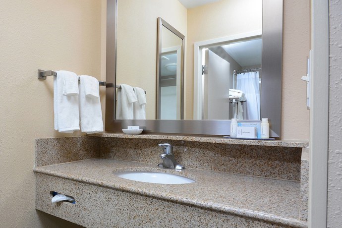 Imagen de la habitación del Hotel Springhill Suites By Marriott Lynchburg Airport/university Area. Foto 9