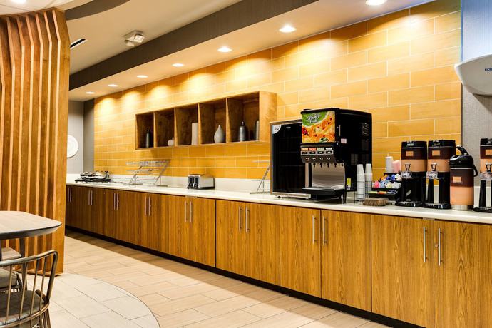 Imagen del bar/restaurante del Hotel Springhill Suites By Marriott Mcallen Convention Center. Foto 2
