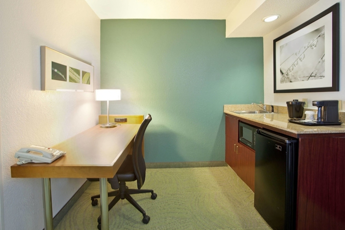 Imagen de la habitación del Hotel Springhill Suites By Marriott Metro Center. Foto 11