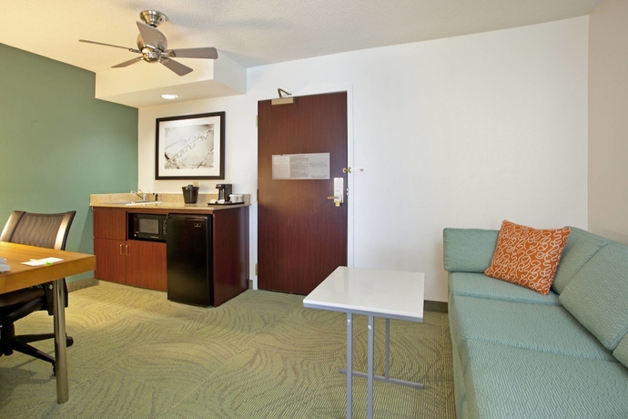 Imagen de la habitación del Hotel Springhill Suites By Marriott Metro Center. Foto 14