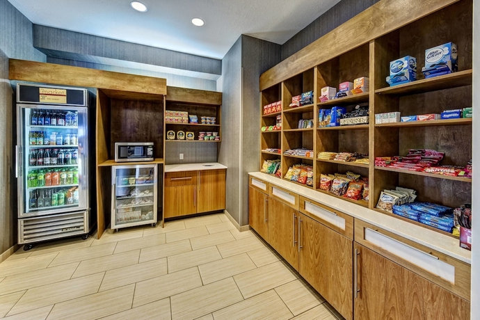 Imagen del bar/restaurante del Hotel Springhill Suites By Marriott Moore. Foto 10