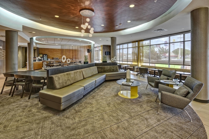 Imagen de los interiores del Hotel Springhill Suites By Marriott Moore. Foto 18