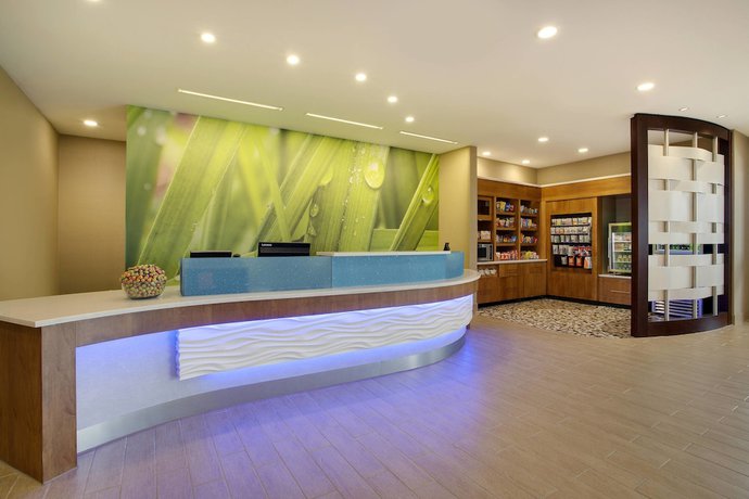 Imagen de los interiores del Hotel Springhill Suites By Marriott Murray. Foto 13