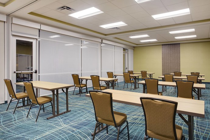 Imagen de los interiores del Hotel Springhill Suites By Marriott Murray. Foto 14