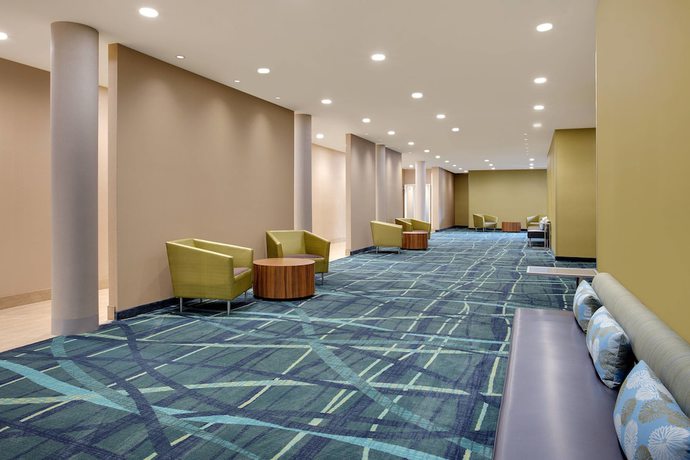 Imagen de los interiores del Hotel Springhill Suites By Marriott Murray. Foto 15