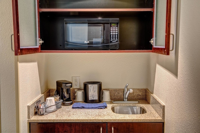 Imagen de la habitación del Hotel Springhill Suites By Marriott New Bern. Foto 12