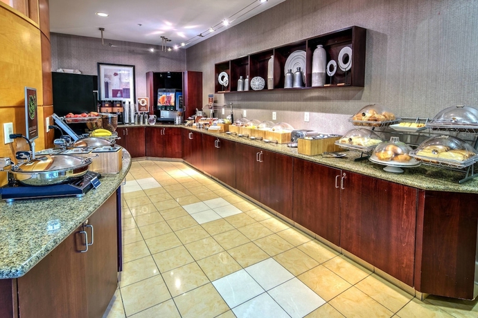 Imagen del bar/restaurante del Hotel Springhill Suites By Marriott New Bern. Foto 5