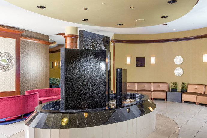 Imagen de los interiores del Hotel Springhill Suites By Marriott Norfolk Virginia Beach. Foto 17