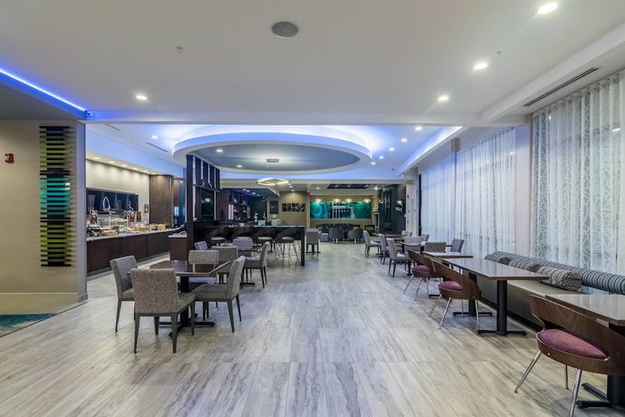 Imagen del bar/restaurante del Hotel Springhill Suites By Marriott Oklahoma City Downtown. Foto 6